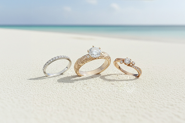 愛と願いを刻む、ハワイアンジュエリーの婚約指輪