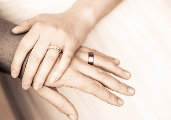 迷わず選べる！結婚指輪は“セミセルフ接客プラン”で理想に近づく
