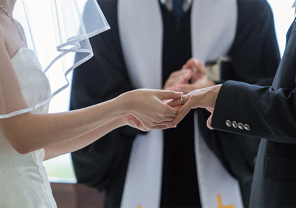 デート感覚で楽しむ結婚指輪選び「セミセルフ接客プラン」