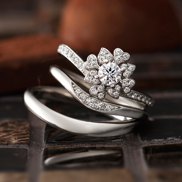 可愛い！クレージュ Pt900 ダイヤ フラワー リング 3.14g M2366 Pt900