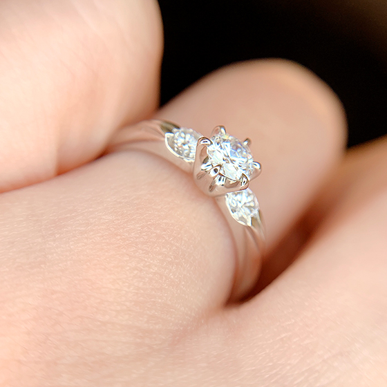 Monnickendam 10en08 浜松市最大級の婚約指輪や結婚指輪が揃う Lucir K Bridal 浜松店