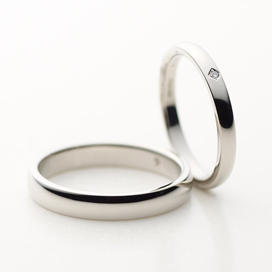 >たくさんの中から見つけたこの結婚指輪！本当にいいものが見つかってよかったです！