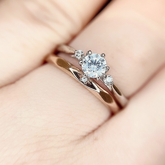 BAUM Camellia – 浜松市最大級の婚約指輪や結婚指輪が揃う LUCIR-K