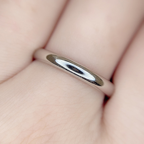 360℃プレーンな結婚指輪。男性には一番人気のデザインです。