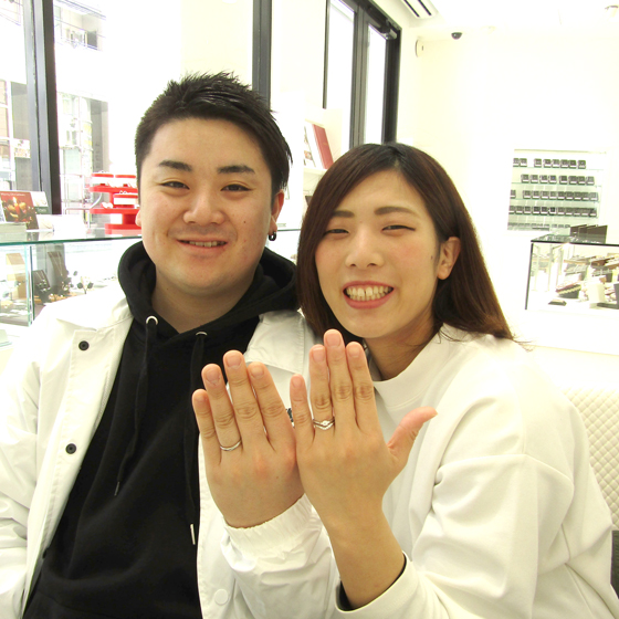 >ハート＆キューピッドカットの特別な輝きが美しい結婚指輪をお選び頂きました！