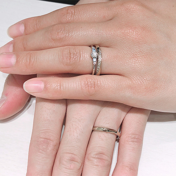 >オリジナルの婚約指輪と結婚指輪がとっても素敵な組み合わせ！