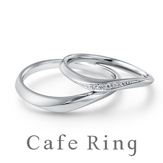 メレダイヤモンドがセッティングされた上品なデザインの結婚指輪。